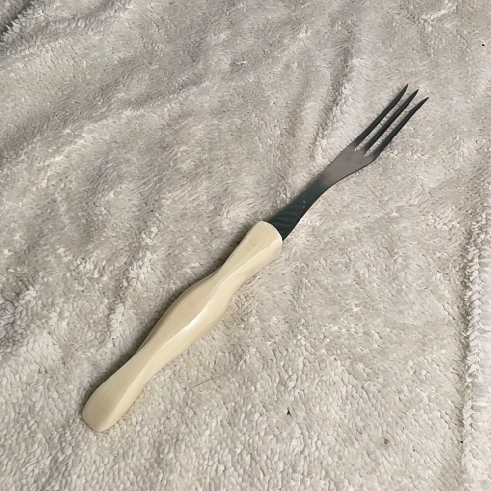 Cutco Table Tuning Fork 1726 KC Cream Pearl Handle Stainless Steel USA
